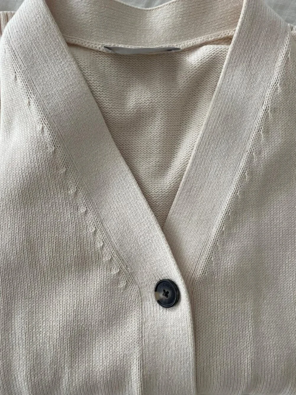 Everlane The Organic Cotton Cardigan - Picture 4 of 4